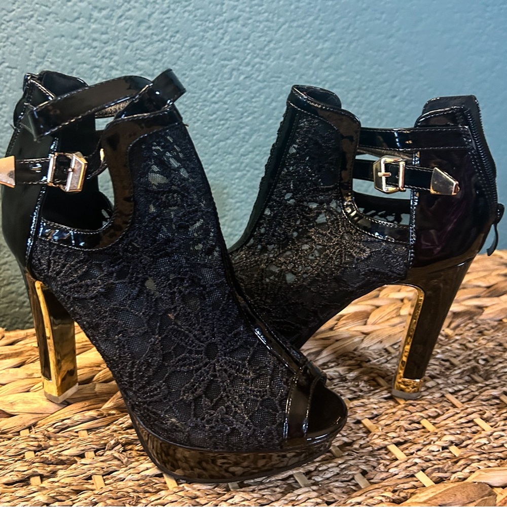 GETMOREBEAUTY Sz 38 Patent Leather Lace Flowers Open Toe High Heels Ankle Boots